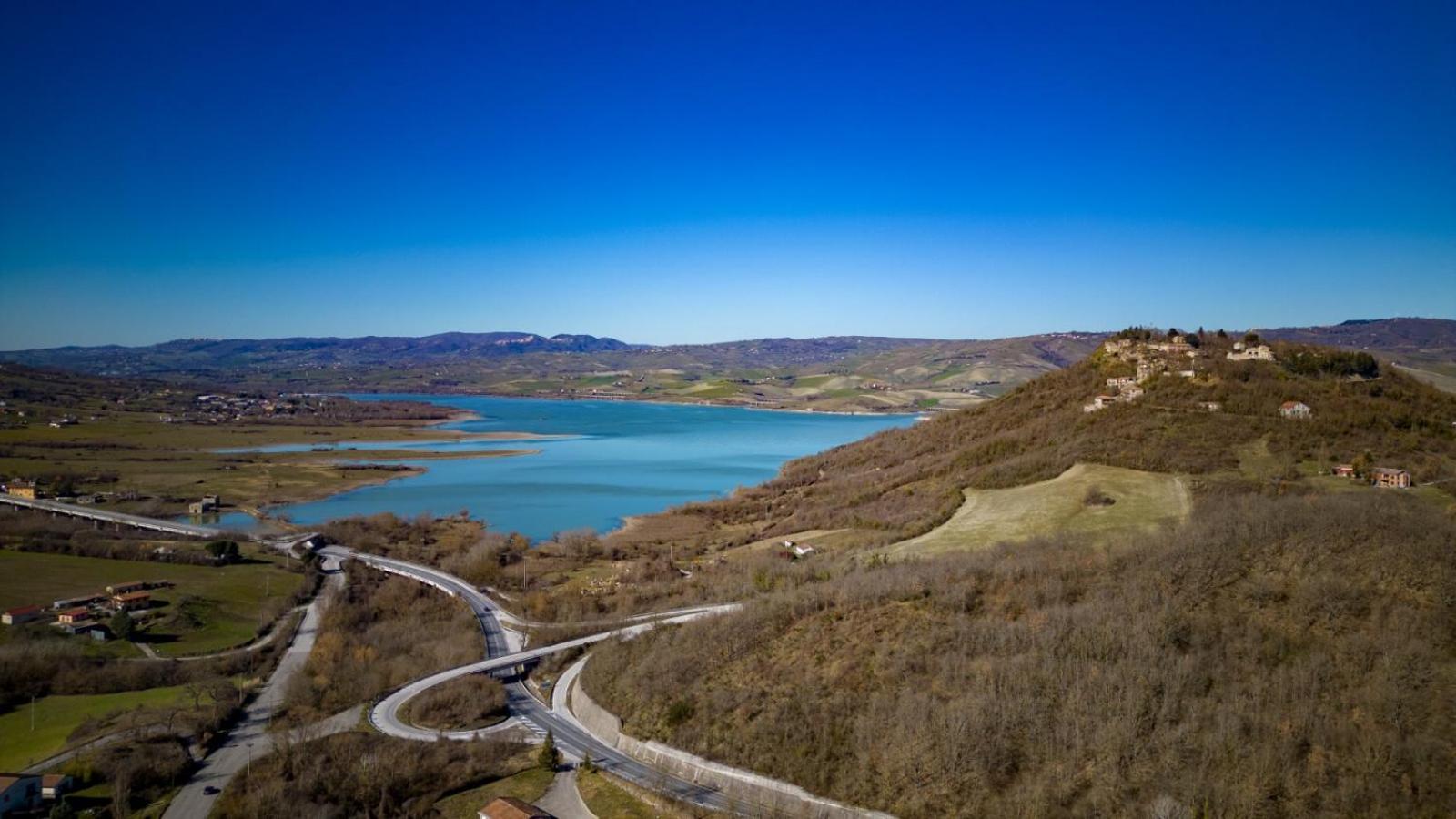 Agriturismo Caperroni Villa Pescopagano Buitenkant foto